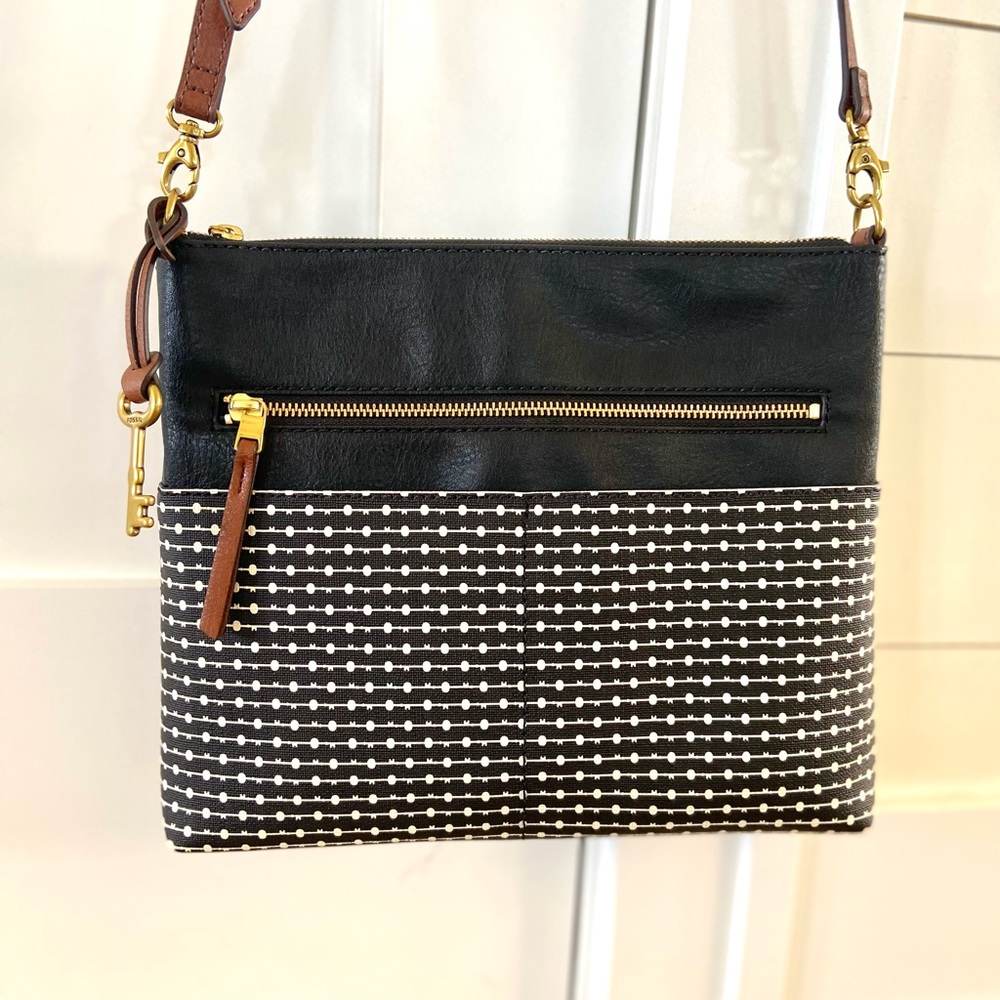 🔥FOSSIL Large Crossbody- Fiona